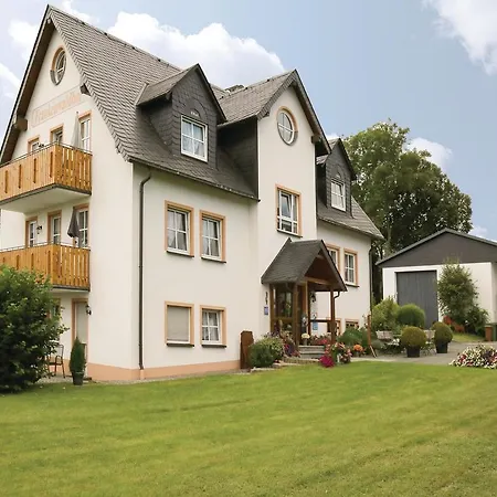 Two-bedroom In Appartement *